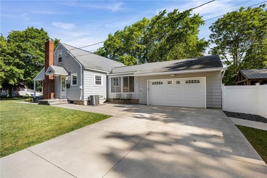 Welcome to 146 Willowbrook Road - A Charming Cottage-Style - photo 6