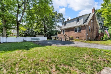 Amawalk Reservoir Home Sale Pending in Yorktown Heights New York