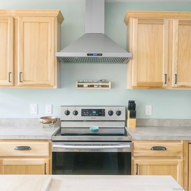 This newly constructed home was designed with entertaining in - photo 17