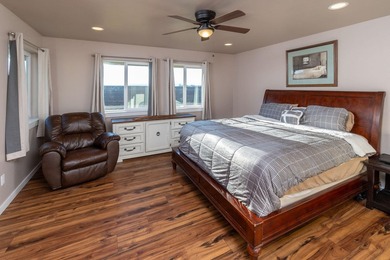 OWNER TERMS AVAILABLE. Cascade Mountain views frame this - photo 41