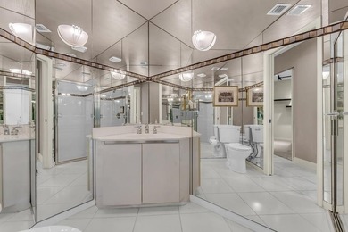 Welcome to this well-appointed single-story residence in Hampton - photo 18