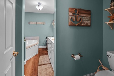 Enjoy this beautiful lake access home with a 2.18 acre park like - photo 25