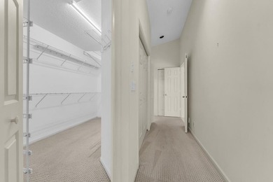 Welcome to this well-appointed single-story residence in Hampton - photo 36