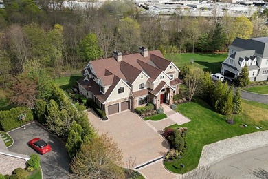 Gorgeous Colonial Style Home Nestled In A Secure And Exclusive - photo 2