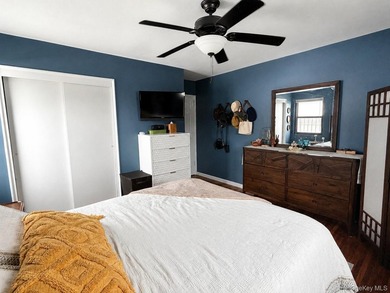 2nd Floor Unit in the Heart of Amityville Village. Close to - photo 16