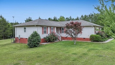Country Living on 6.26 Acres! This spacious 4 bedroom, 2 bath - photo 29