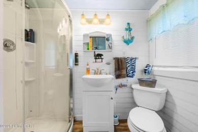 Lakefront Living Under $190k!! - photo 10