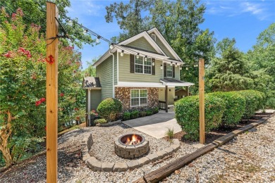 Lake Home For Sale in Lavonia, Georgia