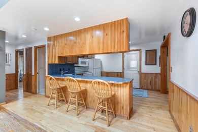 Well maintained 3-bedroom, 2-bath contemporary Cape nestled on - photo 13
