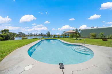 UNDER CONTRACT/ SELLER ACCEPTING BACK UP OFFERS WATERFRONT WITH - photo 4