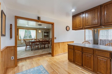 Well maintained 3-bedroom, 2-bath contemporary Cape nestled on - photo 16