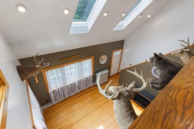 Well maintained 3-bedroom, 2-bath contemporary Cape nestled on - photo 27