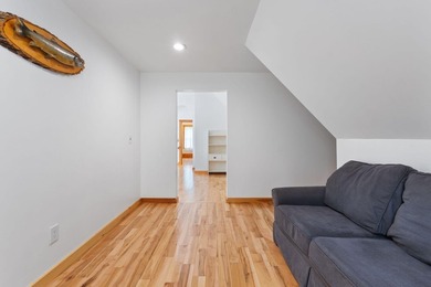 Well maintained 3-bedroom, 2-bath contemporary Cape nestled on - photo 31