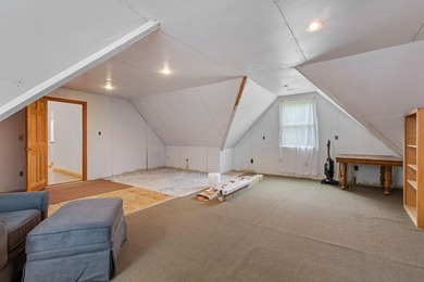Well maintained 3-bedroom, 2-bath contemporary Cape nestled on - photo 33