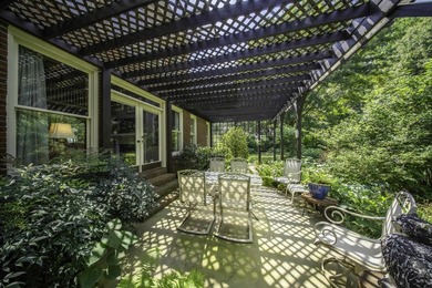 Welcome to 723 Sugar Pine Court -- a gorgeous, stately - photo 36