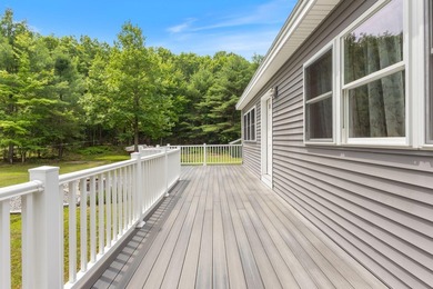 Well maintained 3-bedroom, 2-bath contemporary Cape nestled on - photo 45