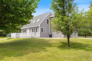 Well maintained 3-bedroom, 2-bath contemporary Cape nestled on - photo 48