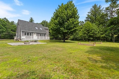 Well maintained 3-bedroom, 2-bath contemporary Cape nestled on - photo 51