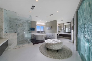 Spanning the entire sixth floor of the prestigious Aragon's - photo 13