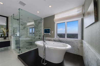 Spanning the entire sixth floor of the prestigious Aragon's - photo 15