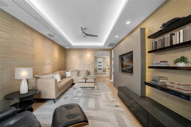 Spanning the entire sixth floor of the prestigious Aragon's - photo 24