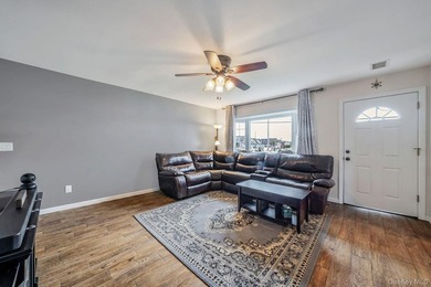 Welcome to 253 E Riviera Drive a charming expanded Cape-style - photo 5