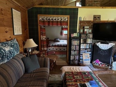 Location Location!! If you're looking for a terrific private - photo 14