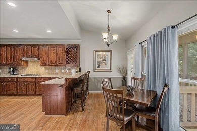 Welcome home to this spacious 5 bedroom, 4.5 bathroom residence - photo 12