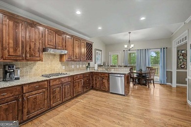 Welcome home to this spacious 5 bedroom, 4.5 bathroom residence - photo 15