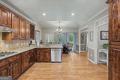 Welcome home to this spacious 5 bedroom, 4.5 bathroom residence - photo 16