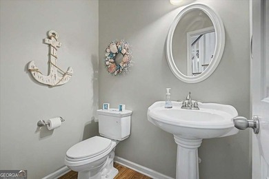 Welcome home to this spacious 5 bedroom, 4.5 bathroom residence - photo 18