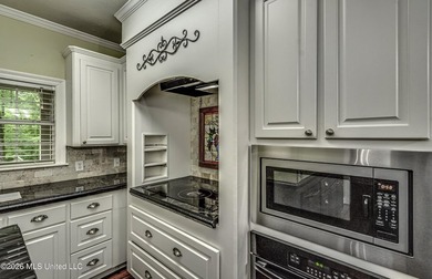 Welcome home to 8 Lakeview Drive in Raymond! Situated on a one - photo 18