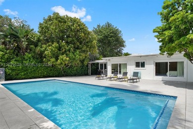 Nestled on prestigious Prairie Avenue in the heart of Mid-Beach - photo 19