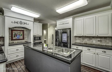 Welcome home to 8 Lakeview Drive in Raymond! Situated on a one - photo 21