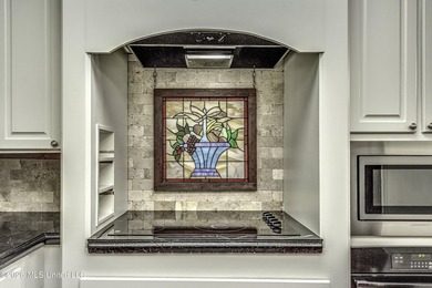 Welcome home to 8 Lakeview Drive in Raymond! Situated on a one - photo 22