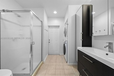Nestled on prestigious Prairie Avenue in the heart of Mid-Beach - photo 23