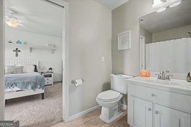 Welcome home to this spacious 5 bedroom, 4.5 bathroom residence - photo 25