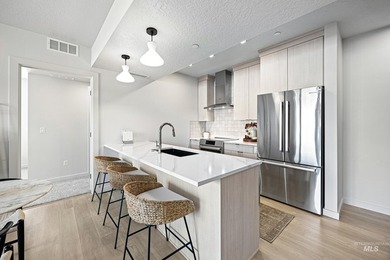 Open Wed & Sat 12-2pm! Residence 206 is a stunning 2-bedroom - photo 6
