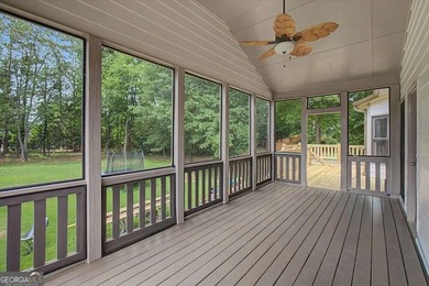 Welcome home to this spacious 5 bedroom, 4.5 bathroom residence - photo 30