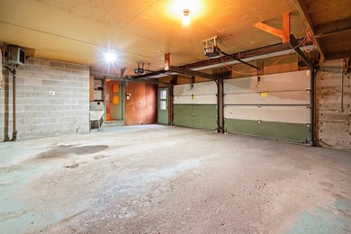 Step into a true time capsule of style-this one-of-a-kind 3 bed - photo 31
