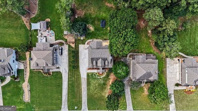 Welcome home to this spacious 5 bedroom, 4.5 bathroom residence - photo 35