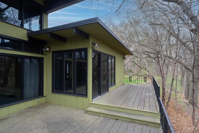 Step into a true time capsule of style-this one-of-a-kind 3 bed - photo 36