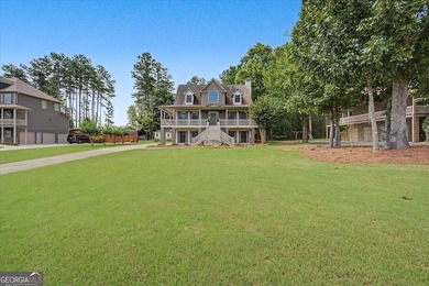 Welcome home to this spacious 5 bedroom, 4.5 bathroom residence - photo 40