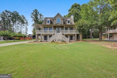 Welcome home to this spacious 5 bedroom, 4.5 bathroom residence - photo 42