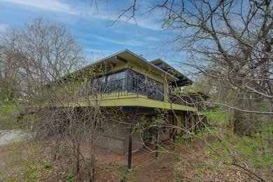 Step into a true time capsule of style-this one-of-a-kind 3 bed - photo 42