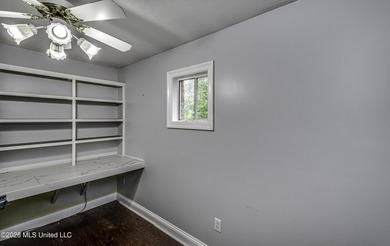 Welcome home to 8 Lakeview Drive in Raymond! Situated on a one - photo 44