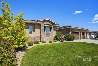 Experience the pinnacle of Idaho luxury in the prestigious Club - photo 6