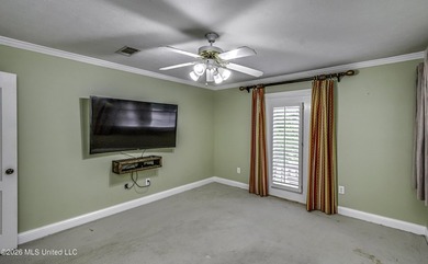 Welcome home to 8 Lakeview Drive in Raymond! Situated on a one - photo 47