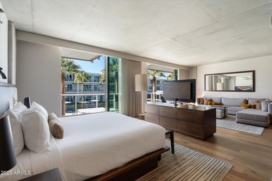 Located in Paradise Valley, freshly remodeled and newly - photo 6