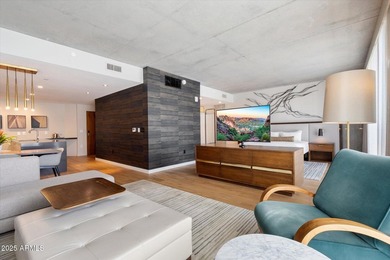 Located in Paradise Valley, freshly remodeled and newly - photo 7
